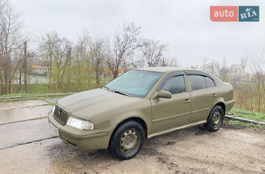Ліфтбек Skoda Octavia 1997 в 