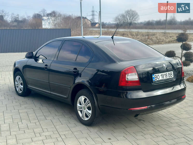 Ліфтбек Skoda Octavia 2011 в Брошневі-Облозі