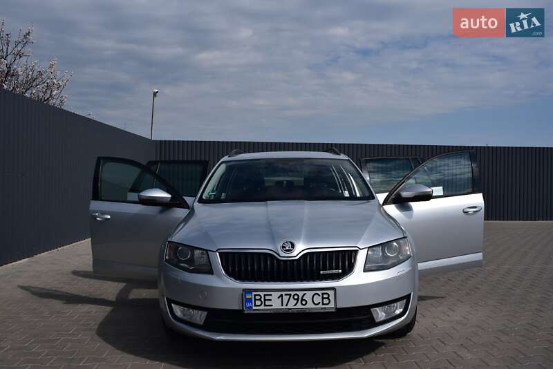 Универсал Skoda Octavia 2015 в Вознесенске