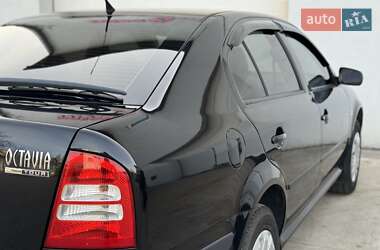 Лифтбек Skoda Octavia 2006 в 