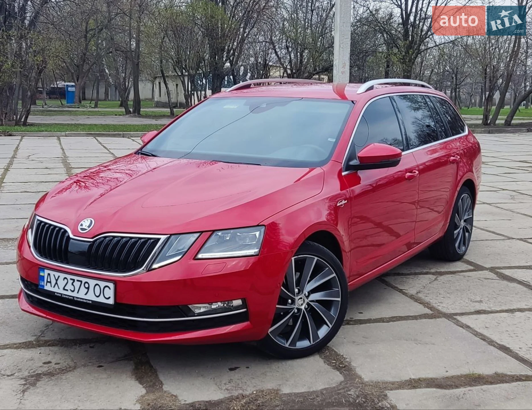 2019 Skoda Octavia - фото 1