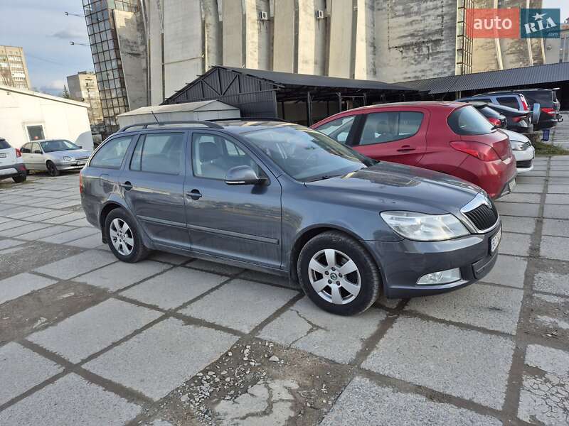 Skoda Octavia 2012
