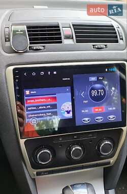 Лифтбек Skoda Octavia 2012 в 