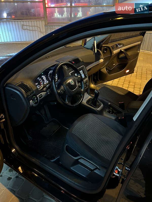 Универсал Skoda Octavia 2011 в Ивано-Франковске