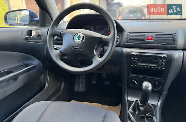 Универсал Skoda Octavia 2010 в 