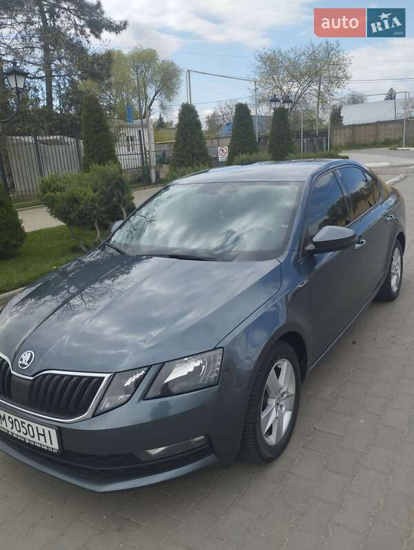 Лифтбек Skoda Octavia 2017 в 