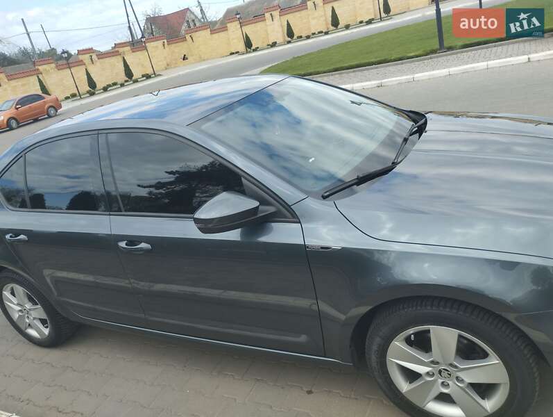 Лифтбек Skoda Octavia 2017 в Одессе