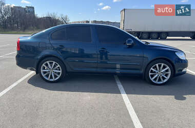Лифтбек Skoda Octavia 2012 в 