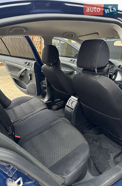 Ліфтбек Skoda Octavia 2012 в 