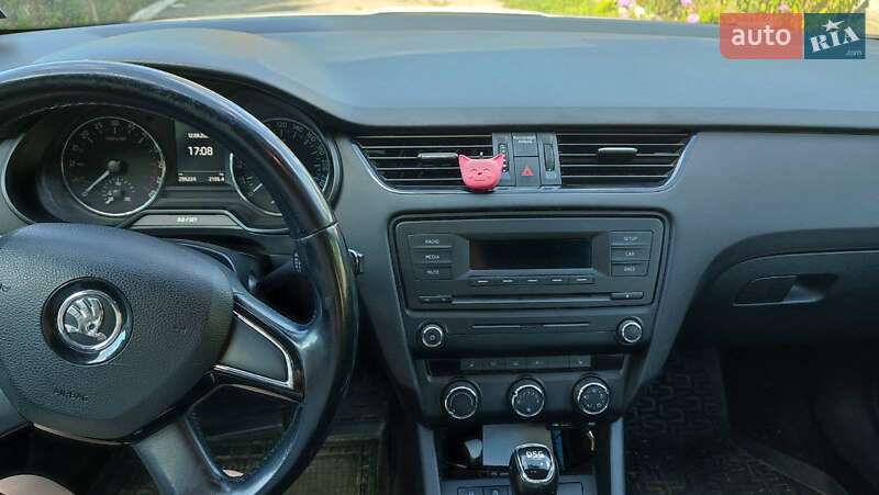 Универсал Skoda Octavia 2013 в Ровно