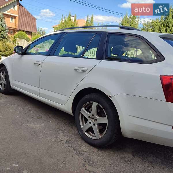Универсал Skoda Octavia 2013 в Ровно
