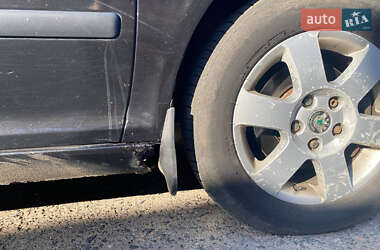 Лифтбек Skoda Octavia 2004 в 