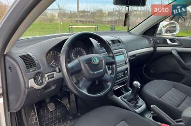 Лифтбек Skoda Octavia 2009 в 