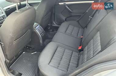 Лифтбек Skoda Octavia 2009 в 