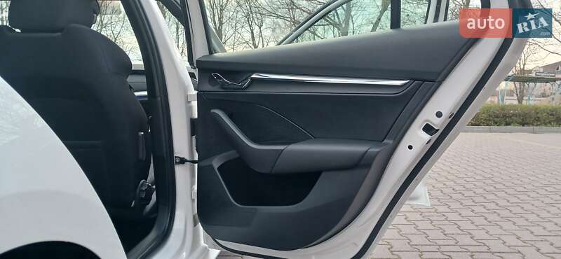 Універсал Skoda Octavia 2020 в Миргороді
