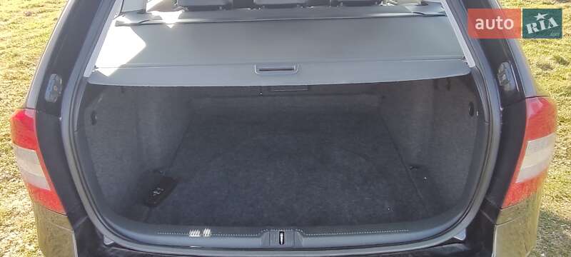 Універсал Skoda Octavia 2011 в Старому Самборі