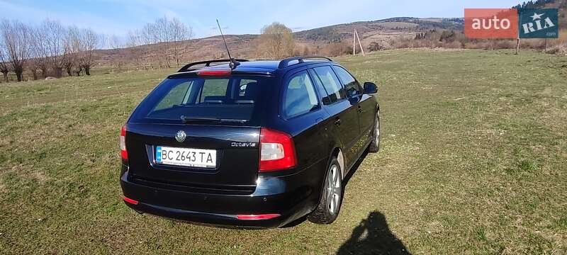 Універсал Skoda Octavia 2011 в Старому Самборі