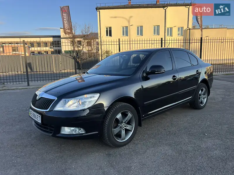 Лифтбек Skoda Octavia 2012 в 