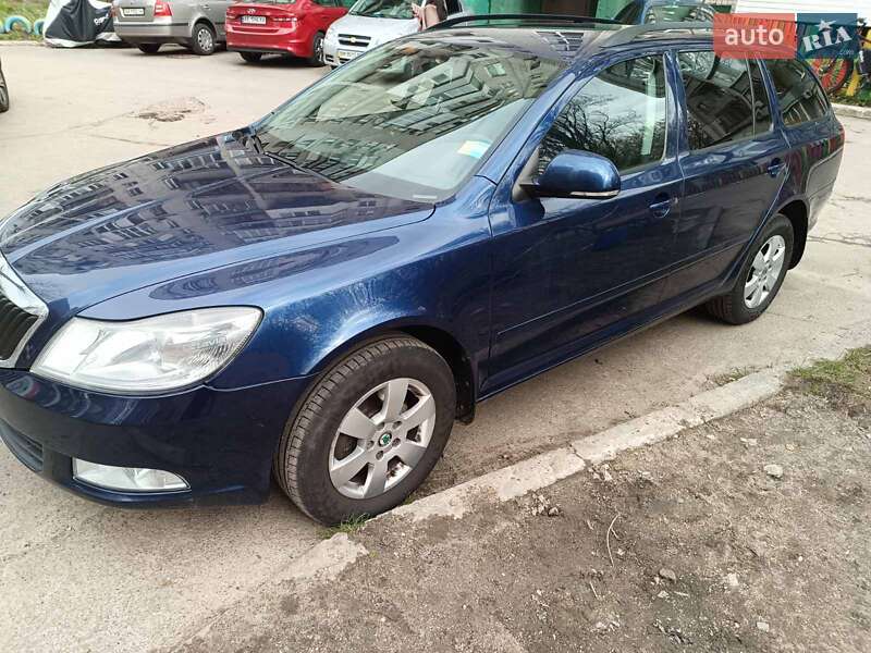 Универсал Skoda Octavia 2011 в 