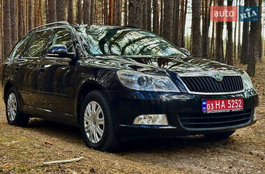 Универсал Skoda Octavia 2010 в 