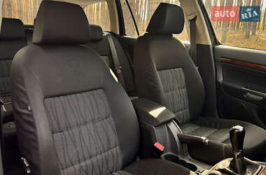 Универсал Skoda Octavia 2010 в 