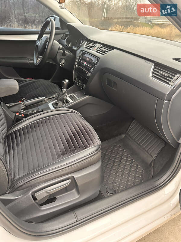 Універсал Skoda Octavia 2018 в Дніпрі