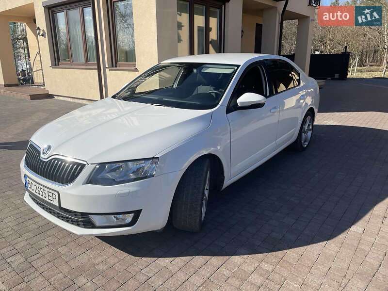 Лифтбек Skoda Octavia 2015 в Львове