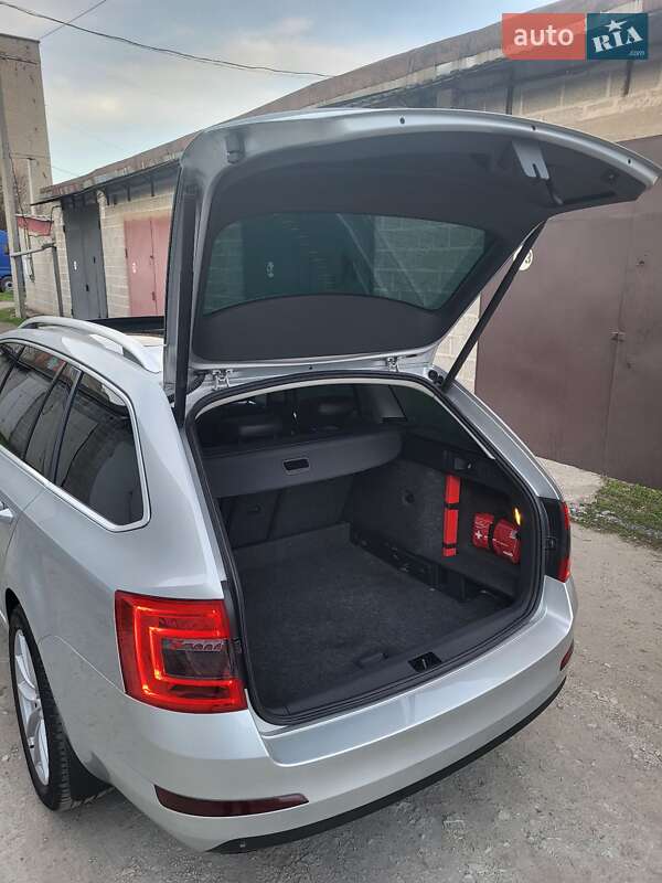 Универсал Skoda Octavia 2014 в Знаменке