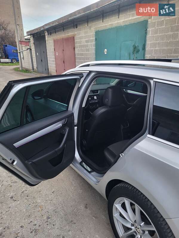 Универсал Skoda Octavia 2014 в Знаменке