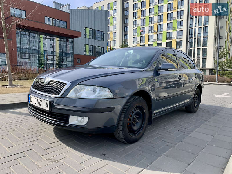 Лифтбек Skoda Octavia 2008 в 