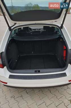 Универсал Skoda Octavia 2019 в Черновцах