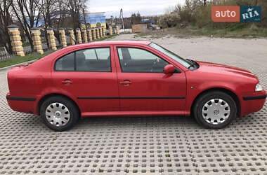 Лифтбек Skoda Octavia 2009 в 