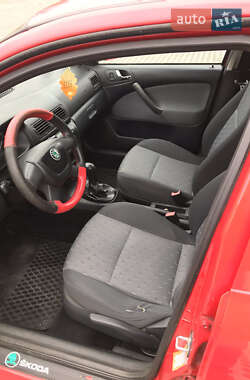 Лифтбек Skoda Octavia 2009 в 