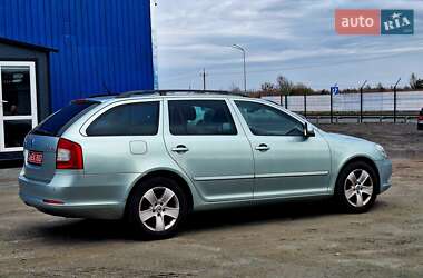 Универсал Skoda Octavia 2010 в 