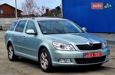 Универсал Skoda Octavia 2010 в 
