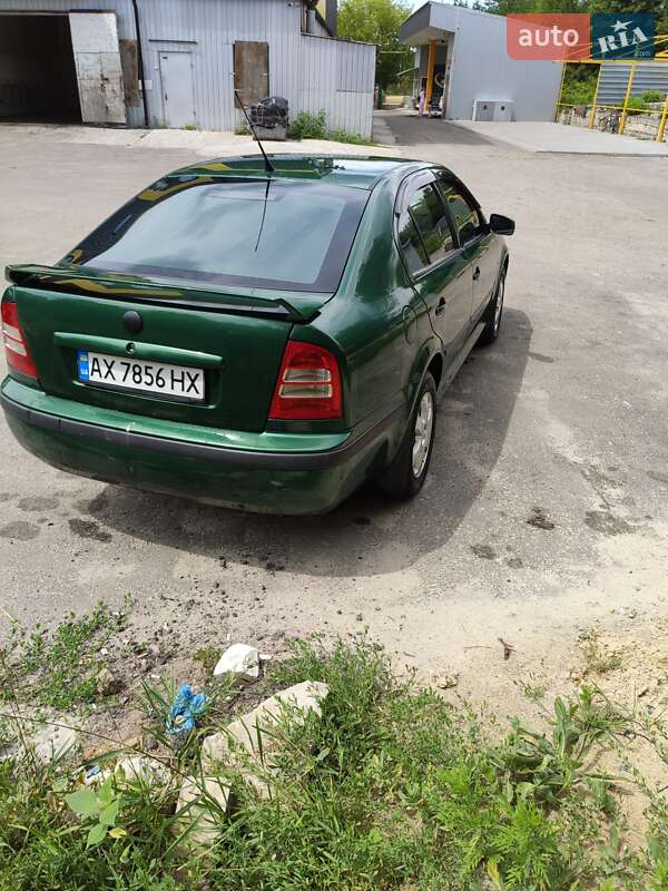 Лифтбек Skoda Octavia 2003 в Харькове