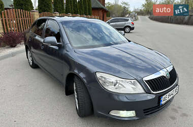 Лифтбек Skoda Octavia 2009 в 
