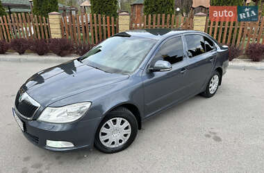 Лифтбек Skoda Octavia 2009 в 