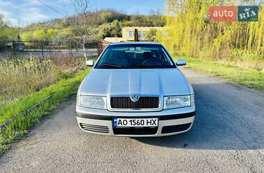 Лифтбек Skoda Octavia 2008 в 