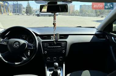 Лифтбек Skoda Octavia 2013 в 
