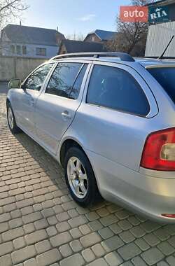 Универсал Skoda Octavia 2011 в 