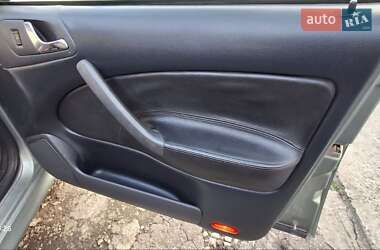 Ліфтбек Skoda Octavia 2003 в 