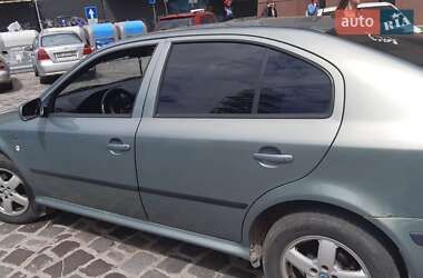 Ліфтбек Skoda Octavia 2003 в 