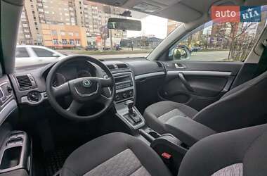 Лифтбек Skoda Octavia 2010 в 