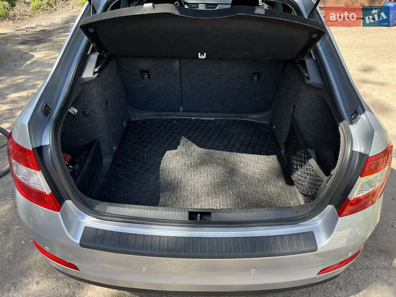 Лифтбек Skoda Octavia 2013 в Кропивницком