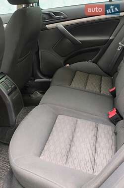 Лифтбек Skoda Octavia 2012 в 