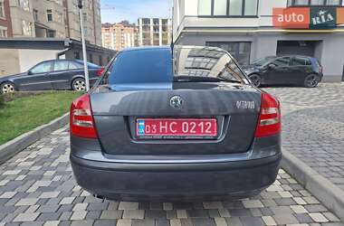 Лифтбек Skoda Octavia 2008 в 