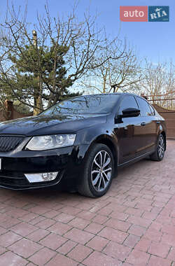 Лифтбек Skoda Octavia 2015 в 