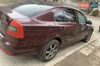 Лифтбек Skoda Octavia 2010 в 