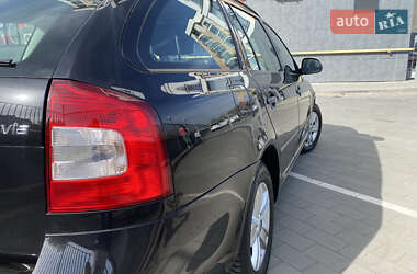 Универсал Skoda Octavia 2011 в 